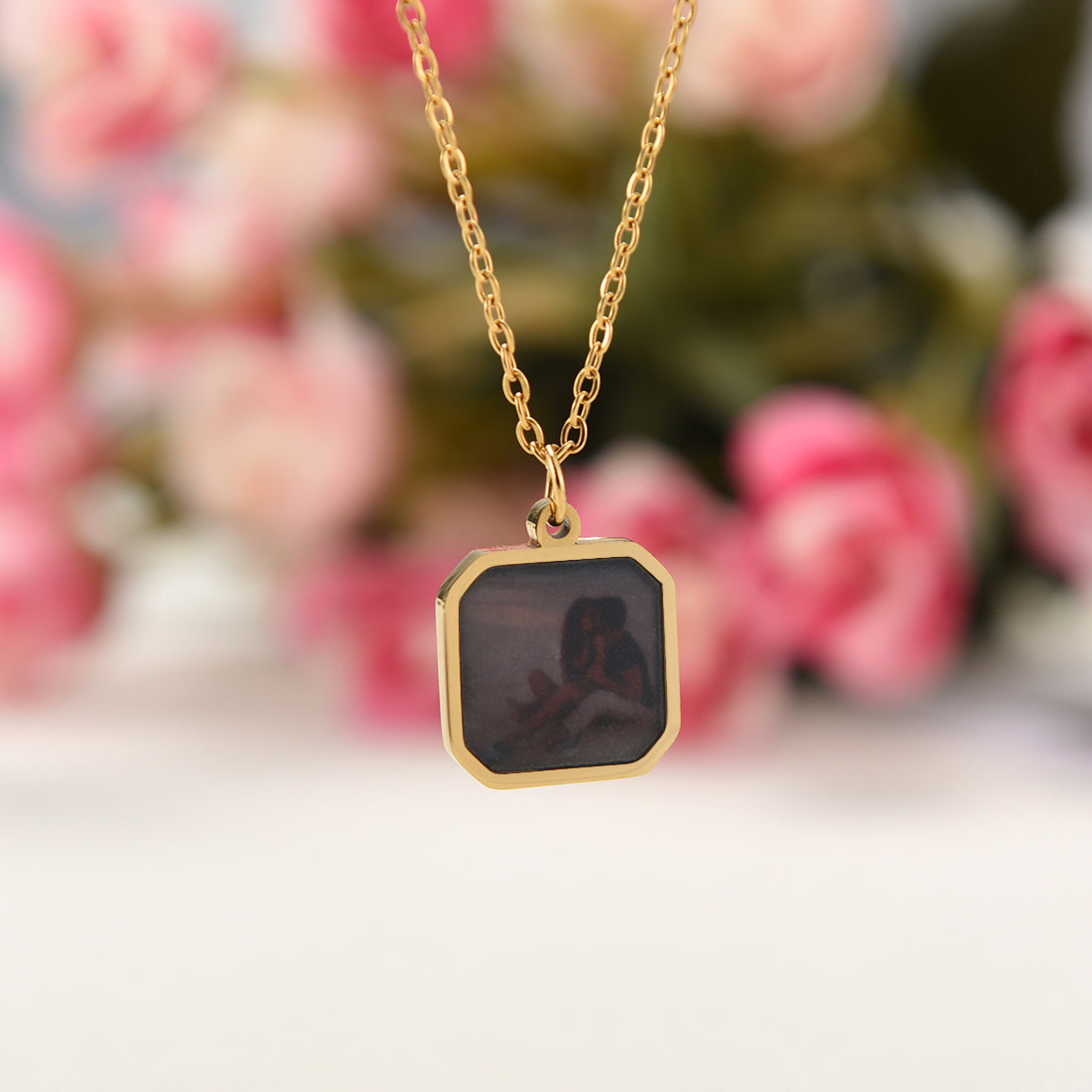 Heated Magic Photo Necklace & Luxury Forever Rose Box