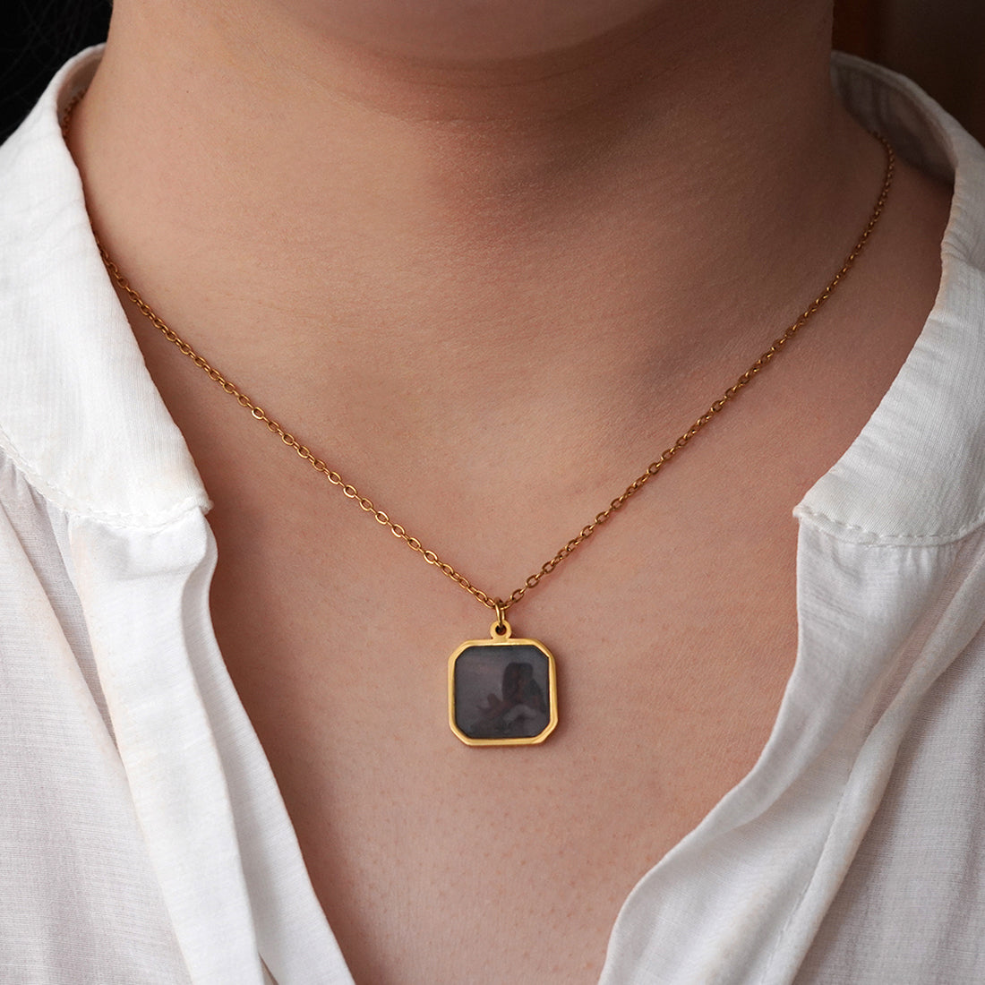 Heated Magic Photo Necklace & Luxury Forever Rose Box